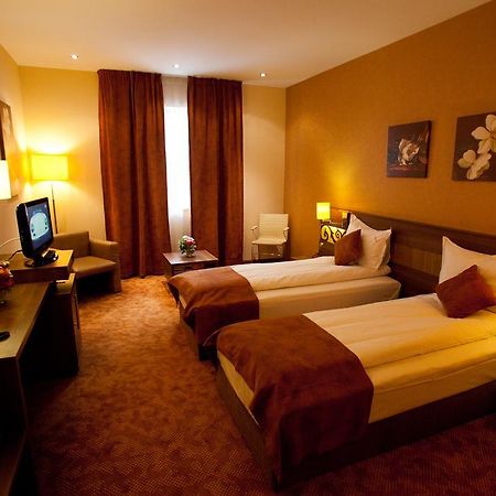 Top Rooms Aparthotel Bucarest Exterior foto